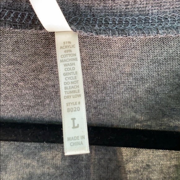 Gray snap button Cardigan - Picture 3 of 4